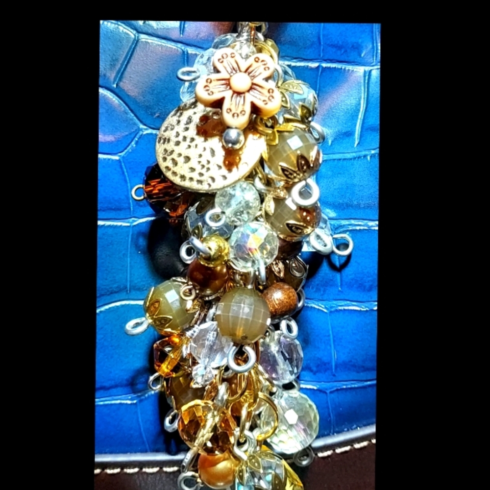 ❤️LOVE:HANDMADE. Handbag Charm. 👜GOLDTONE